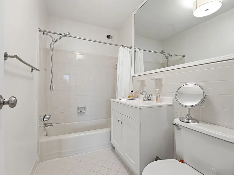 49 Skyhill Rd #204 — Photo 16