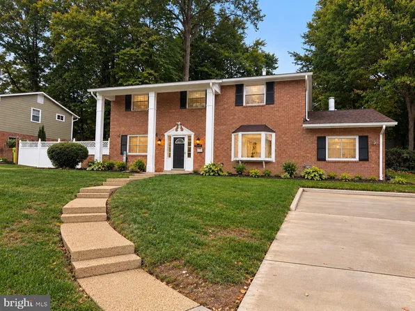 5232 Perth Ct, Springfield, VA 22151