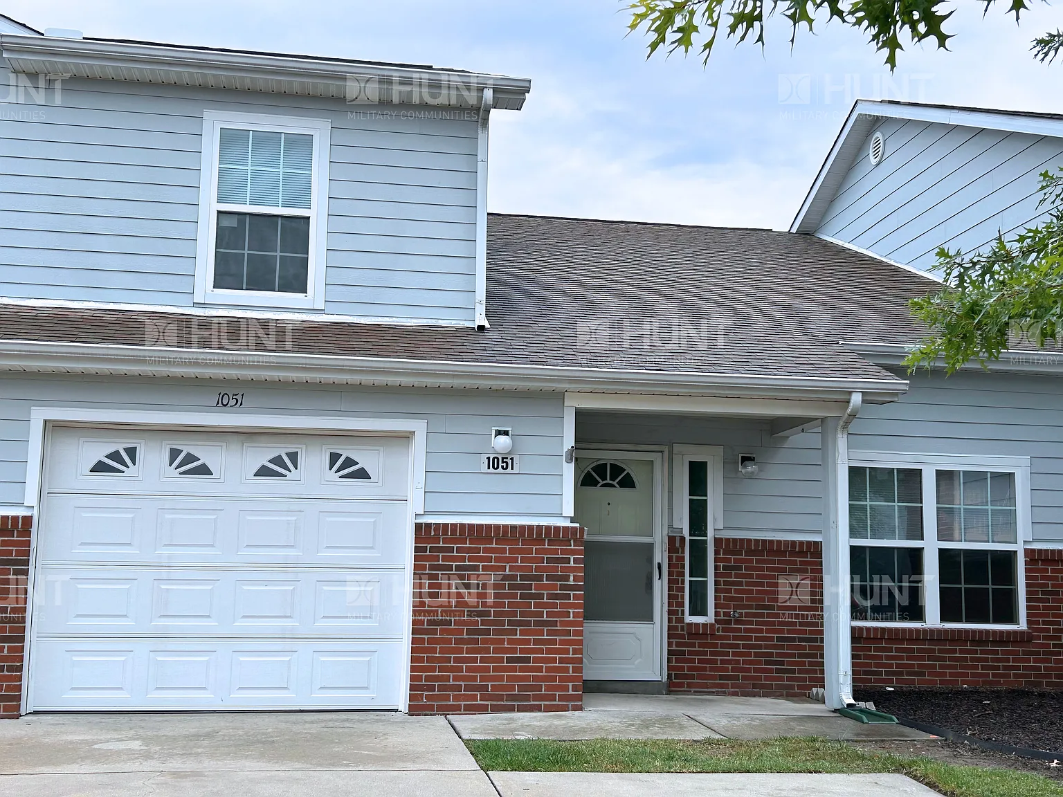 3 bed, 2.5 bath, 1691 sqft, $1,900 — Photo 1