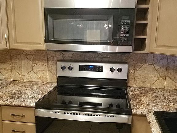 5th image of 750 Royal Palm Dr