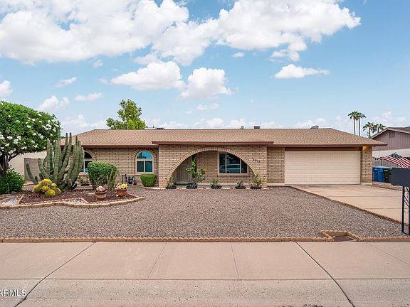 2nd image of 4915 W Larkspur Drive