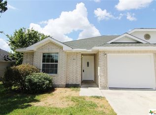 3034 Pine Valley Dr, New Braunfels, TX 78130