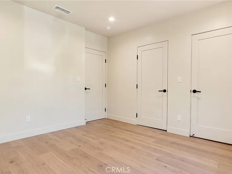 4819 Genesta — Photo 24