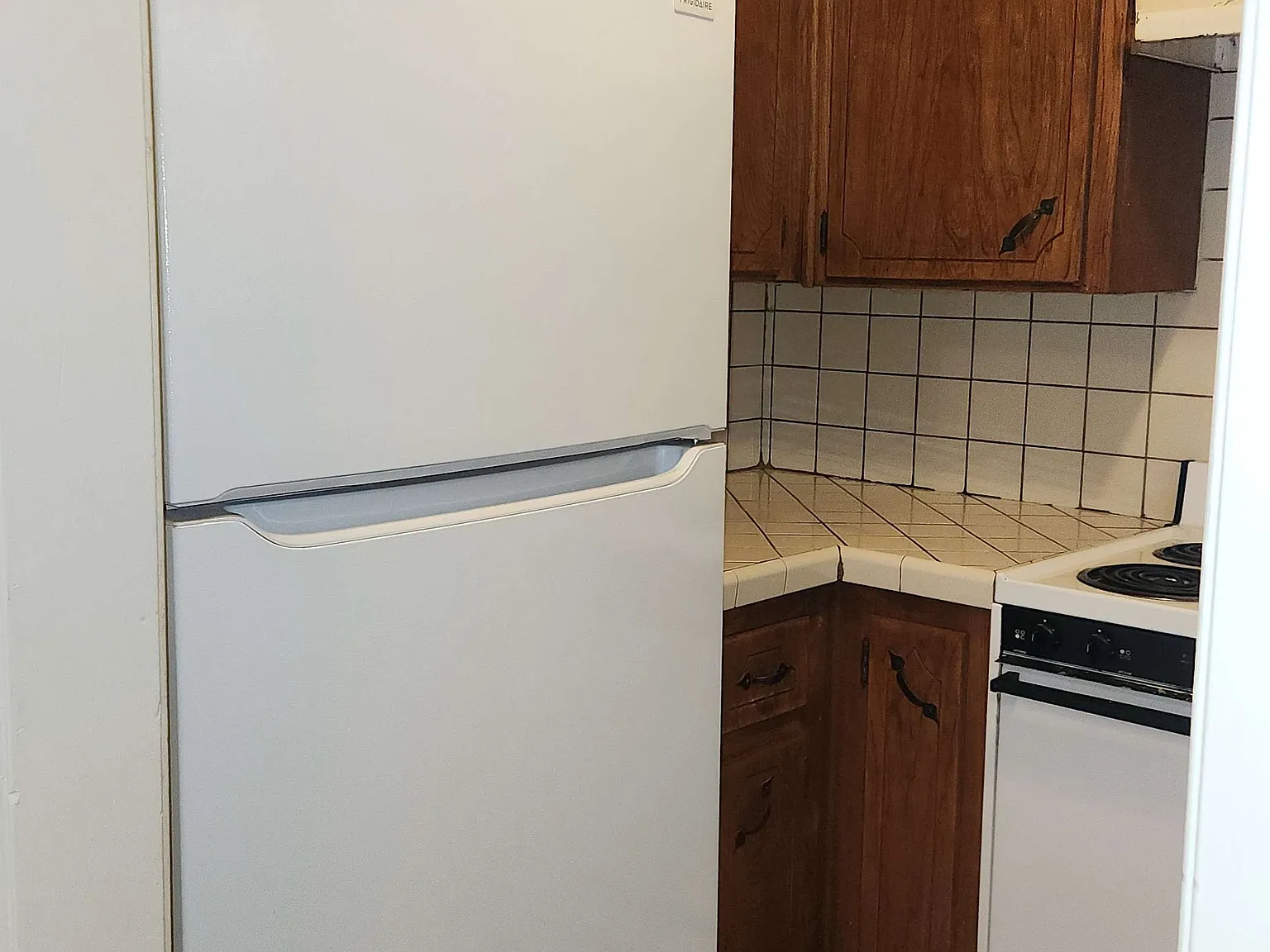 105 E Cardinal Ln — Photo 4