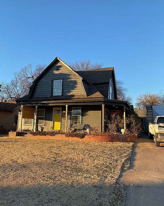 1st image of 1918 E Cypress Ave