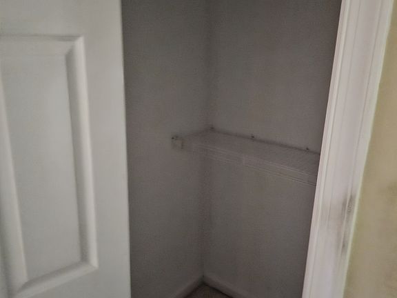 4th image of 18309 Cabin Rd