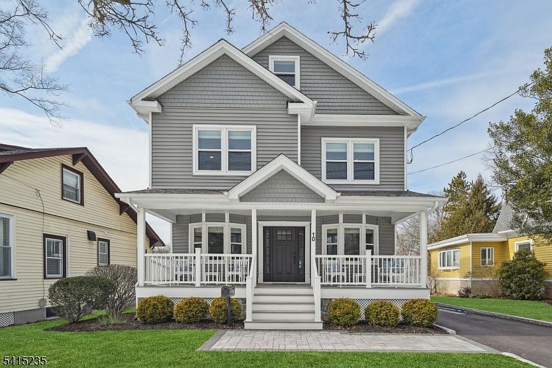 1st image of 10 Otsego Rd