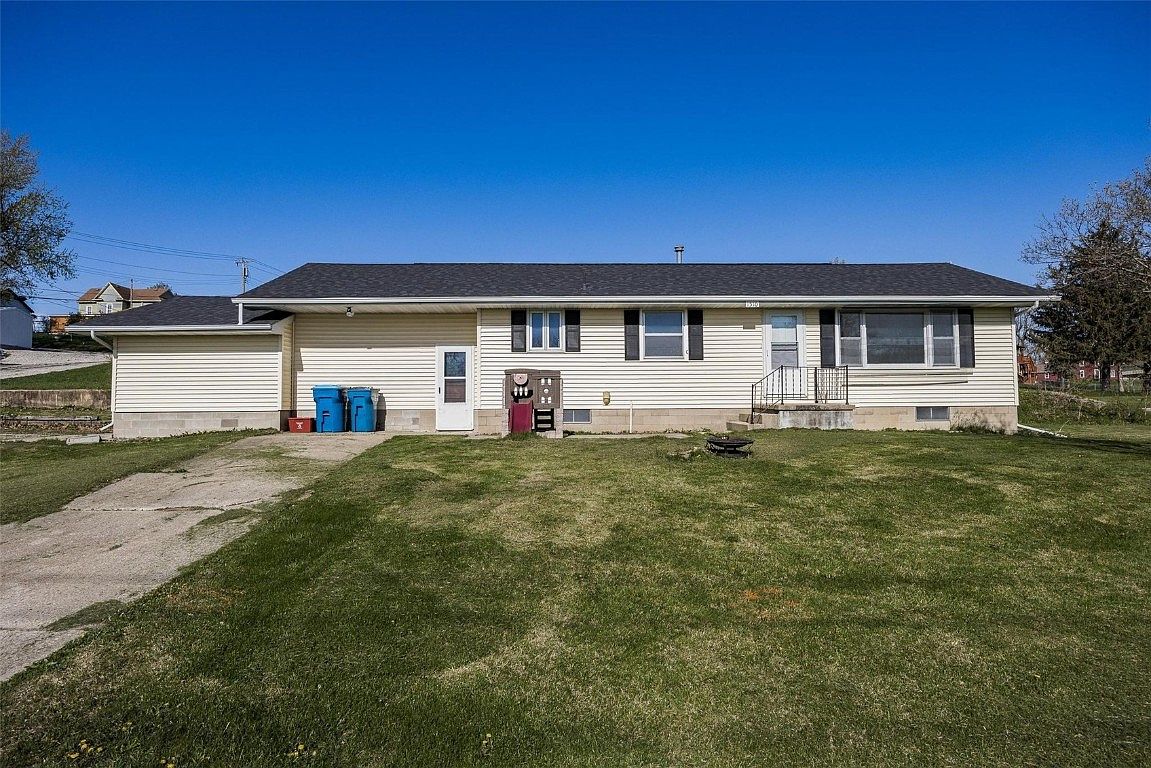 1510 13th Ave, Belle Plaine, IA 52208 Zillow