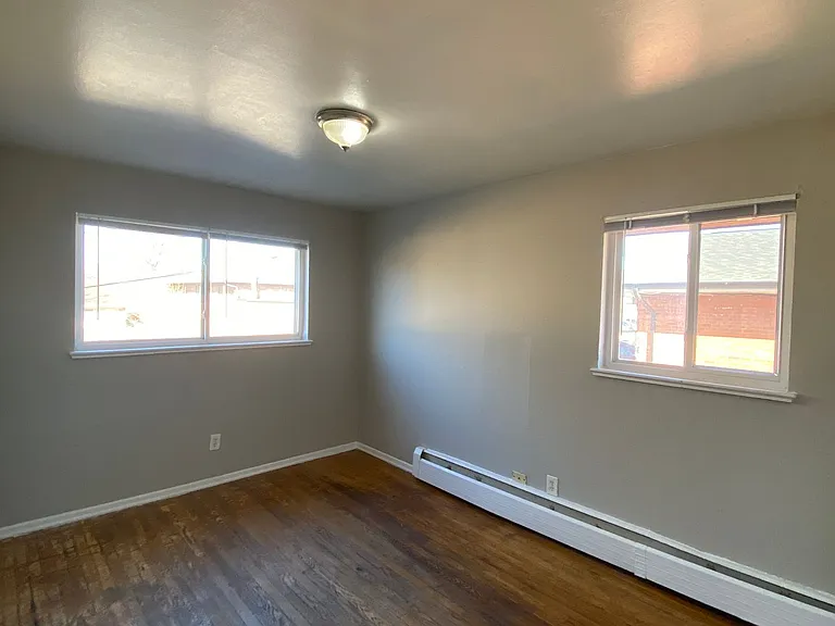 1735 Chester St #4 — Photo 10