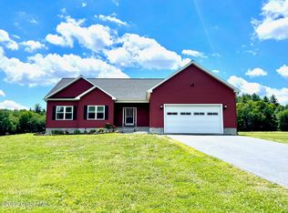 42 Fedor Rd, Gansevoort, NY 12831