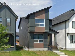 1110 Copperfield Blvd SE, Calgary, AB T2Z 5E9
