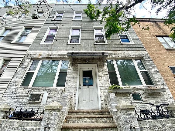 5th image of 179 Huron St #5