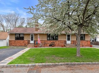13 New St, Stanhope Boro, NJ 07874