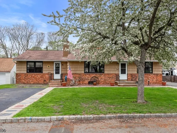 13 New St, Stanhope Boro, NJ 07874