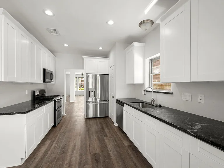 16518 Elmwood Point Ln — Photo 15