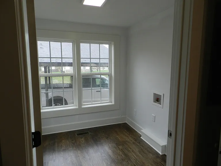59 Joy Dr — Photo 16