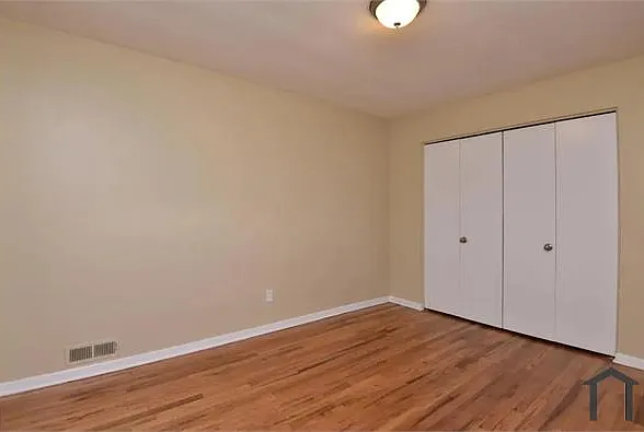 10204 S Highland Ave #UP — Photo 13