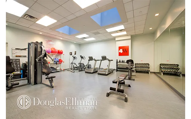 Rented by Douglas Elliman | media 23