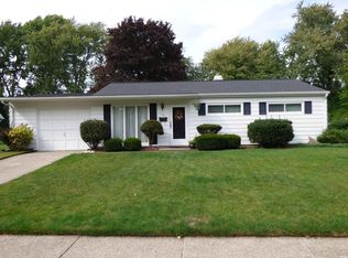 1251 Lakewood Dr, South Bend, IN