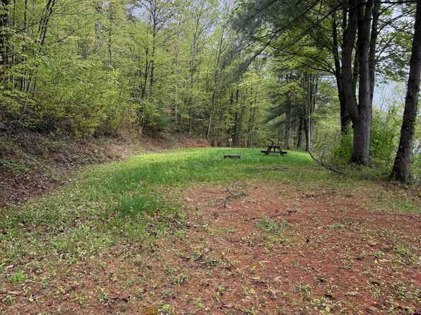 2014 River Road, Troy, NY 12180