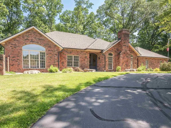 3717 E Devonshire Ln, Bloomington, IN 47408