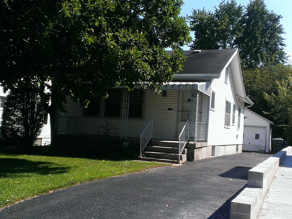 1st image of 326 Redwood Ave