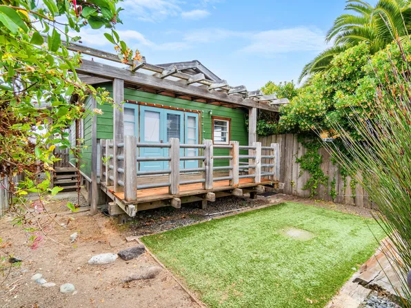 11 Crab St, Eureka, CA 95503