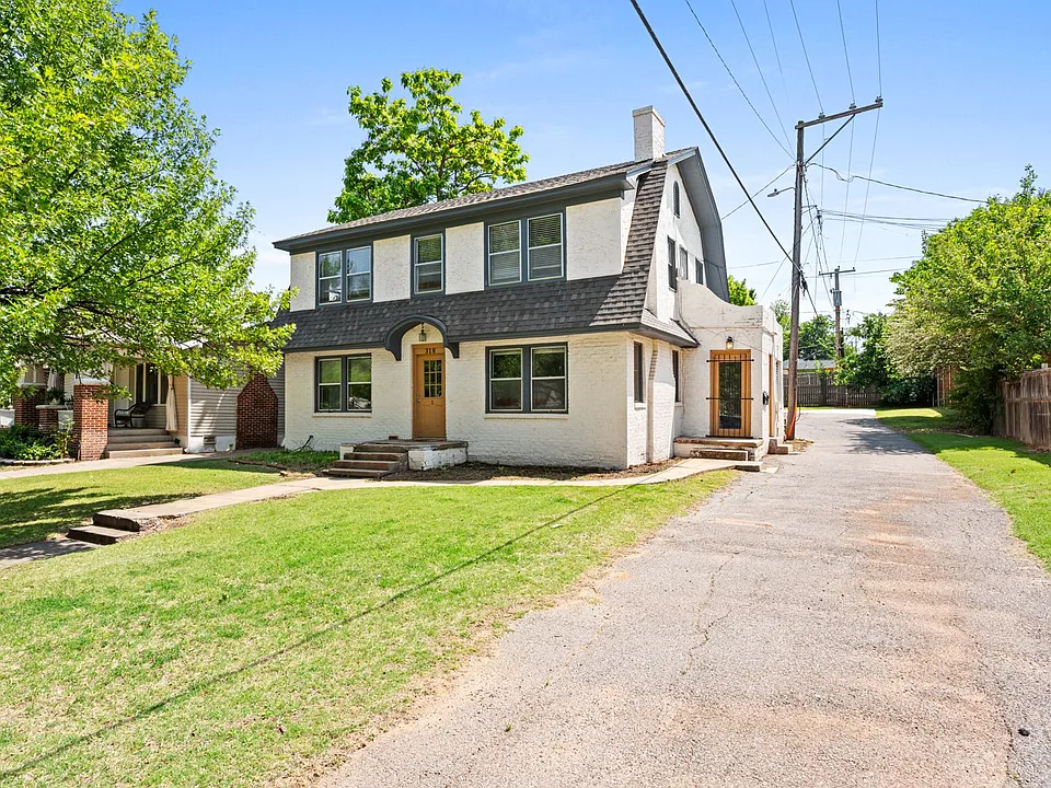 318 NW 27th St