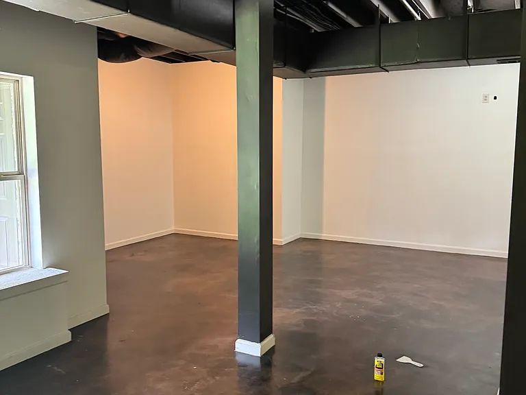 6121 Clubhouse Dr — Photo 39