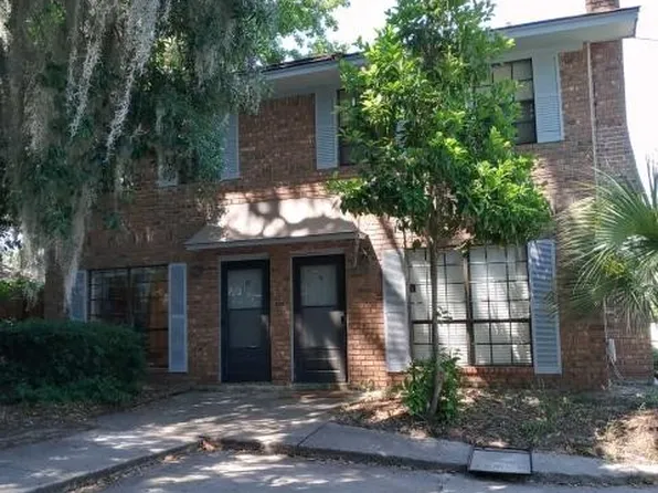 2220 E Victory Drive, Savannah, GA 31404