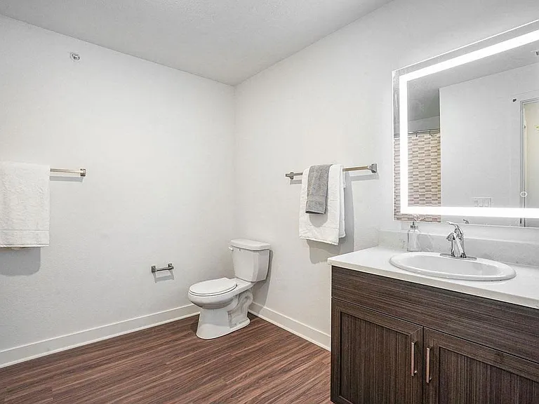 Meadowbrooke Apartment Homes — Photo 59