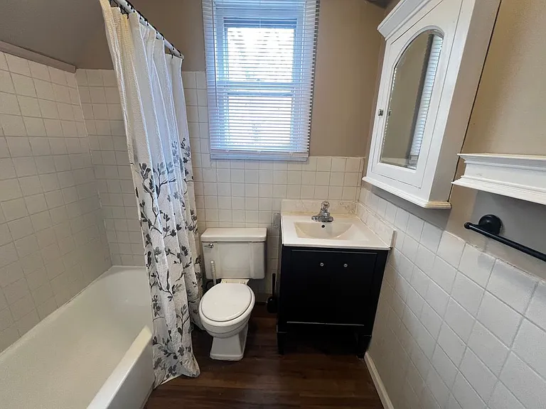 375 Lincoln Blvd #1 — Photo 11