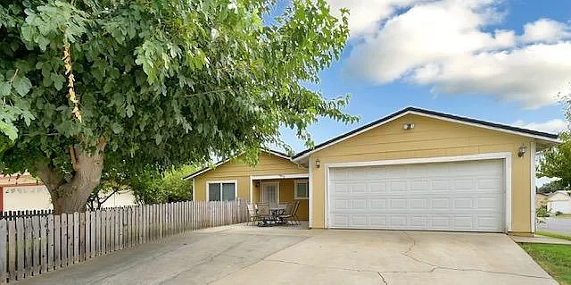 9873 K St photo 1
