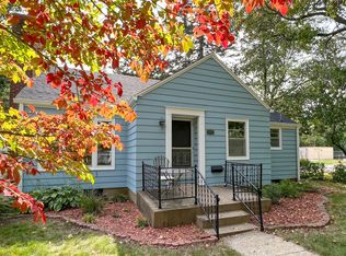 1219 W Healey St, Champaign, IL 61821