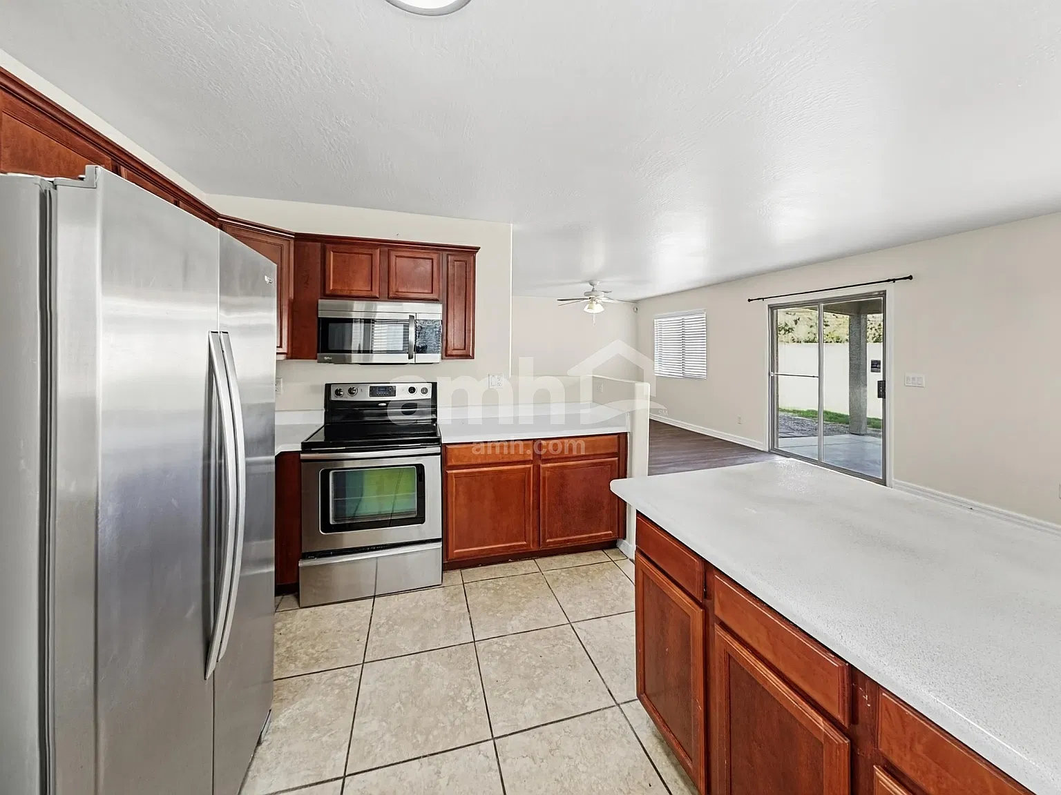 5 bed, 3.0 bath, 2228 sqft, $2,370 — Photo 4
