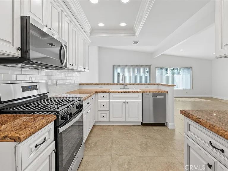 33431 Nottingham Way #A — Photo 3