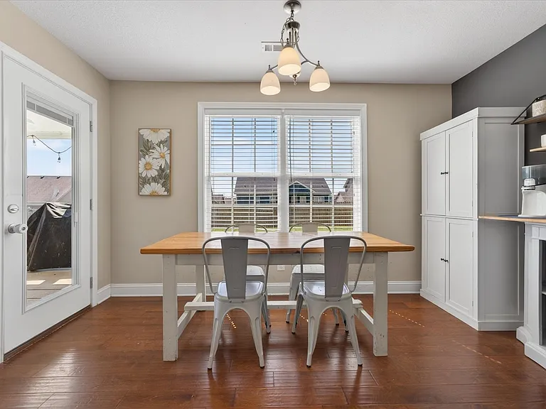 1044 Charles Thomas Dr — Photo 18