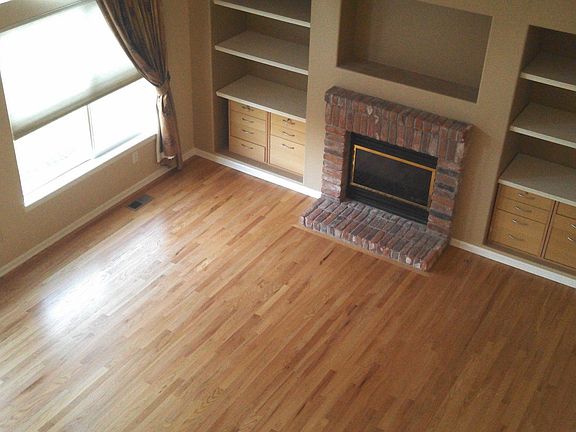 High ceilings in Family Room