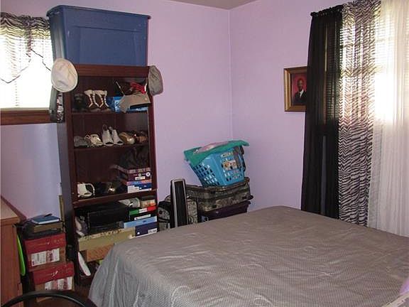 4th image of 4704 Colwyck Dr