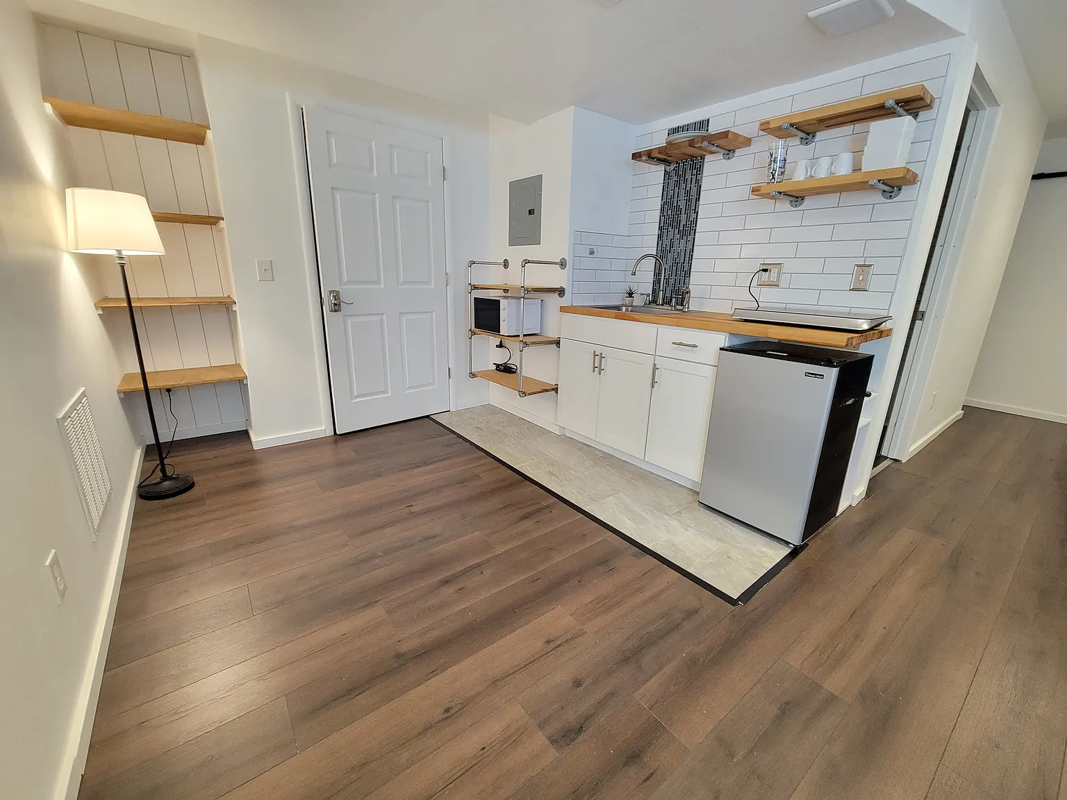 E 104th Pl, Commerce City — Photo 3