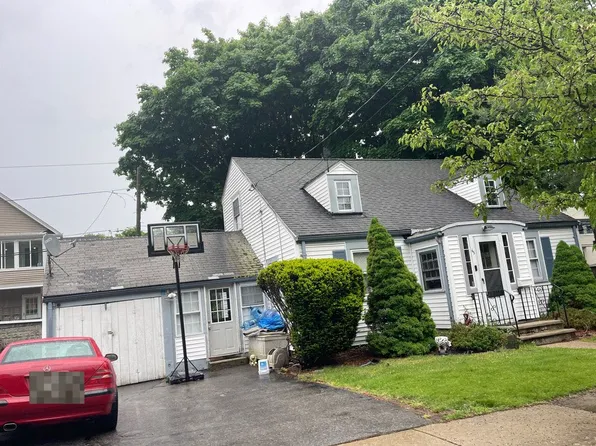 65 Sydney St, Medford, MA 02155
