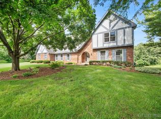 3609 Tamarisk Ct, Crystal Lake, IL 60012
