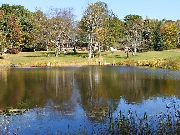 3rd image of 1708 Turner Hill Rd