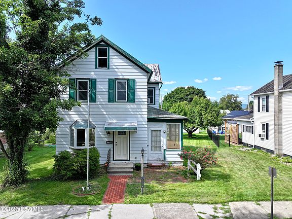 2nd image of 222 Maple St