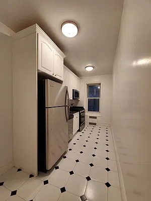 Rented by NYC Realty Brokers LLC | media 12