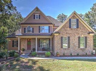 8745 Nesting Trl, Lula, GA 30554