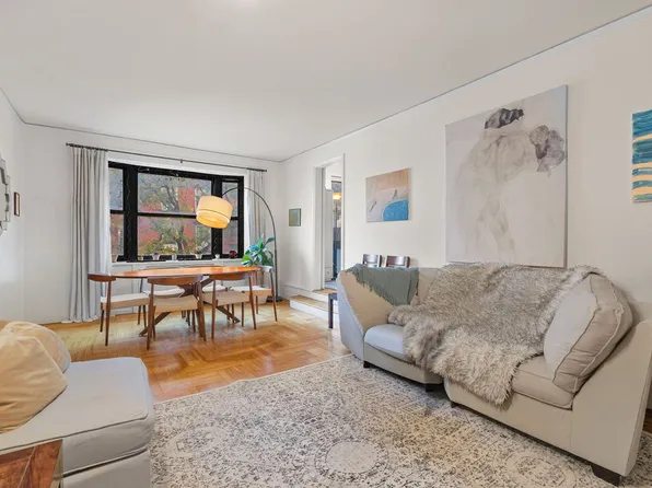 225 East 74th Street image 4 of 10