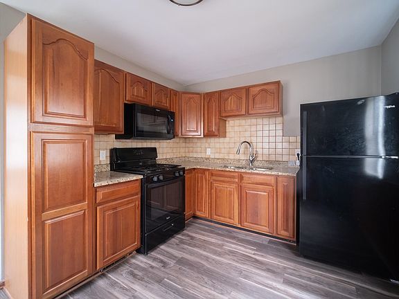 2nd image of 1508 Rural St