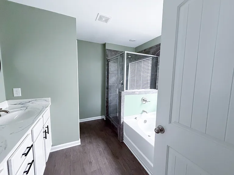 102 Pointe Pl — Photo 13