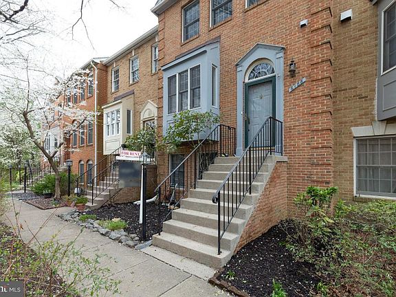 2nd image of 6188 Darleon Pl